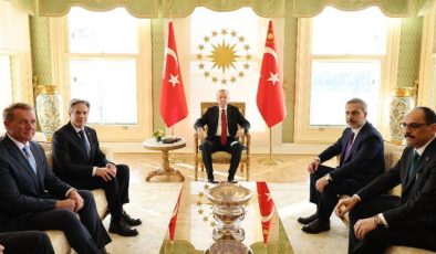 İstanbul’da 3.5 saat süren kritik zirve!