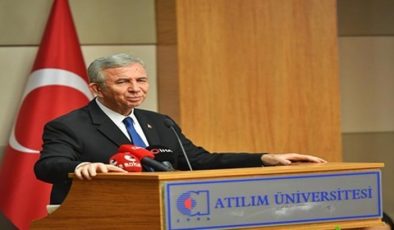 Ankara Büyükşehir Belediye Başkanı Mansur Yavaş öğrencilerle bir araya geldi
