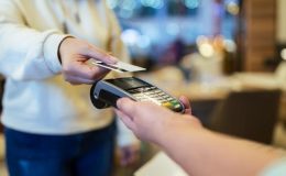 Merkez Bankası’ndan kredi kartlarına düzenleme sinyali! Taksit sınırlaması gelecek mi? İşte beklentiler