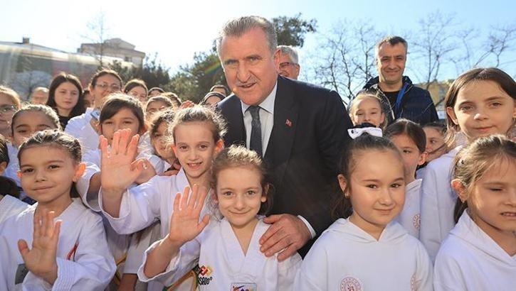 Türkiye Yüzyılı’na yakışan proje; ‘Spora İlk Adım’
