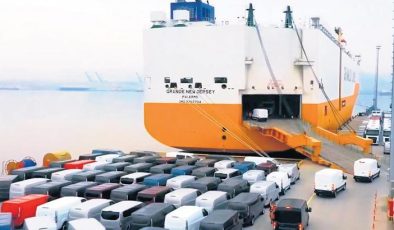 Otomotivde tempo düşmedi