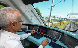 “2 yıl içerisinde yerli ve milli tren seti sayımız 25’e ulaşacak”