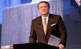 Beşiktaş Başkanı Hasan Arat’tan teknik direktör açıklaması: Tekrar görüşme niyetinde değilim