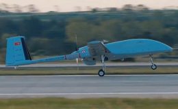 Selçuk Bayraktar paylaştı! İki Bayraktar TB3 havada