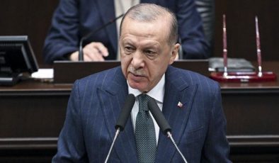 Erdoğan’dan kumpas iddialarıyla ilgili son dakika açıklaması: Buradayız, sapasağlam ayaktayız