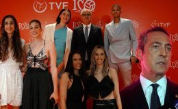 Galaya Melissa Vargas ve Zehra Güneş damgası! Ali Koç’tan transfer mesajı