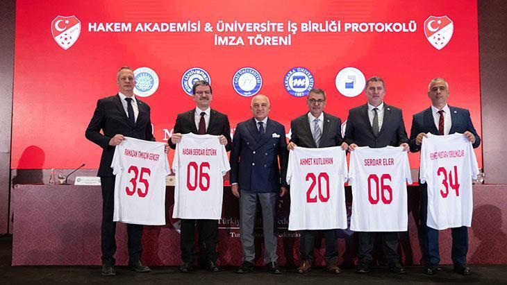 ‘Hakem Akademisi’ iş birliği protokolleri imzalandı! Mehmet Büyükekşi: Daha nitelikli hakem yetiştirme imkânına kavuşacağız