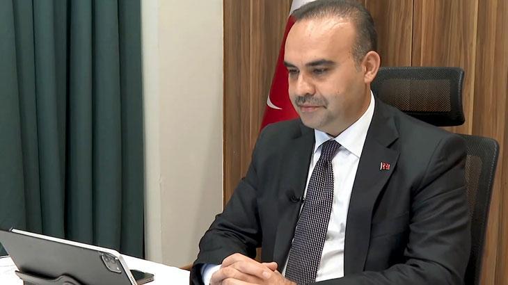 Bakan Kacır, ikinci astronot Tuva Cihangir Atasever ile görüştü