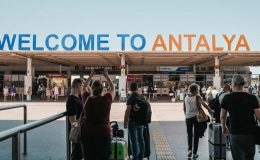 Bayram öncesi rezervasyonlar hızlandı! 100 milyar TL’yi aşan beklenti: 4 kişilik ailenin otel fiyatı ne kadar?