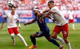 CANLI |                         Wout Weghorst, Polonya karşısında Hollanda’yı ipten aldı!