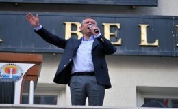 CHP Lideri Özgür Özel, Adana’da temaslarda bulundu