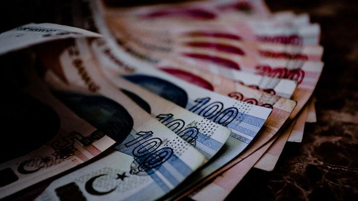 En düşük emekli maaşı için 3 farklı tahmin! Milyonlar yeni zam oranına kilitlendi