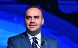 Bakan Kacır: Yeni yatırım haberlerini duyurmak arzusu içindeyiz