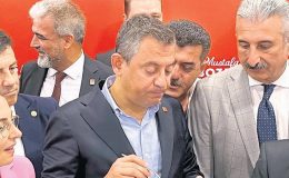 ‘Belediyecilikte destan yazıyoruz’