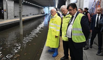 Bursa’da sağanak etkili oldu! Başkan Bozbey: Sabah itibariyle seferlerimiz devam edecek