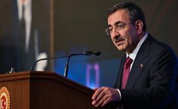 Cumhurbaşkanı Yardımcısı Yılmaz: Milletimiz bağımsızlığımıza vurulmak istenen zincirleri kırmıştır