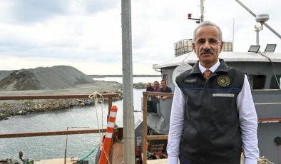 Deniz dibi mercek altında! 5 milyon 960 bin metreküp tarama yapıldı