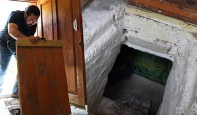 Hayatı da türbesi de ilginç: 4 basamak aşağıda