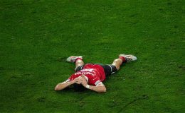 Hollandalılar şaşkın! Türkiye zaferinin fotoğrafları dünya basınında