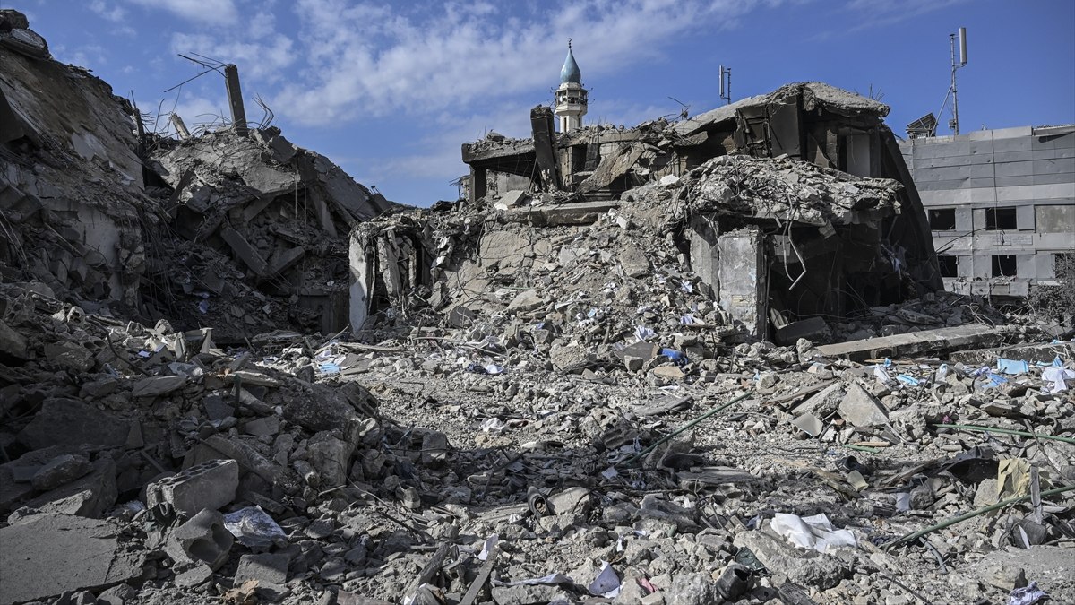 İsrail ordusu Lübnan’a son 24 saatte 87 hava saldırısı düzenledi