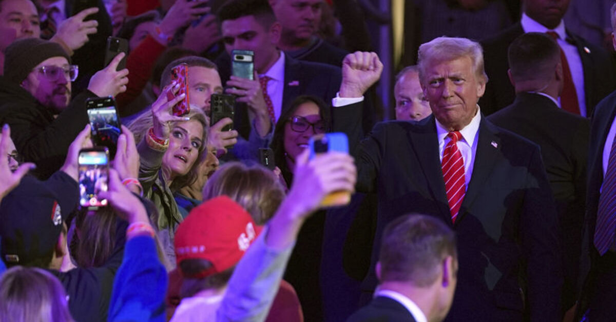 Trump, Kanada’yı “eyalet olması gereken bir ülke” olarak gördüğünü söyledi