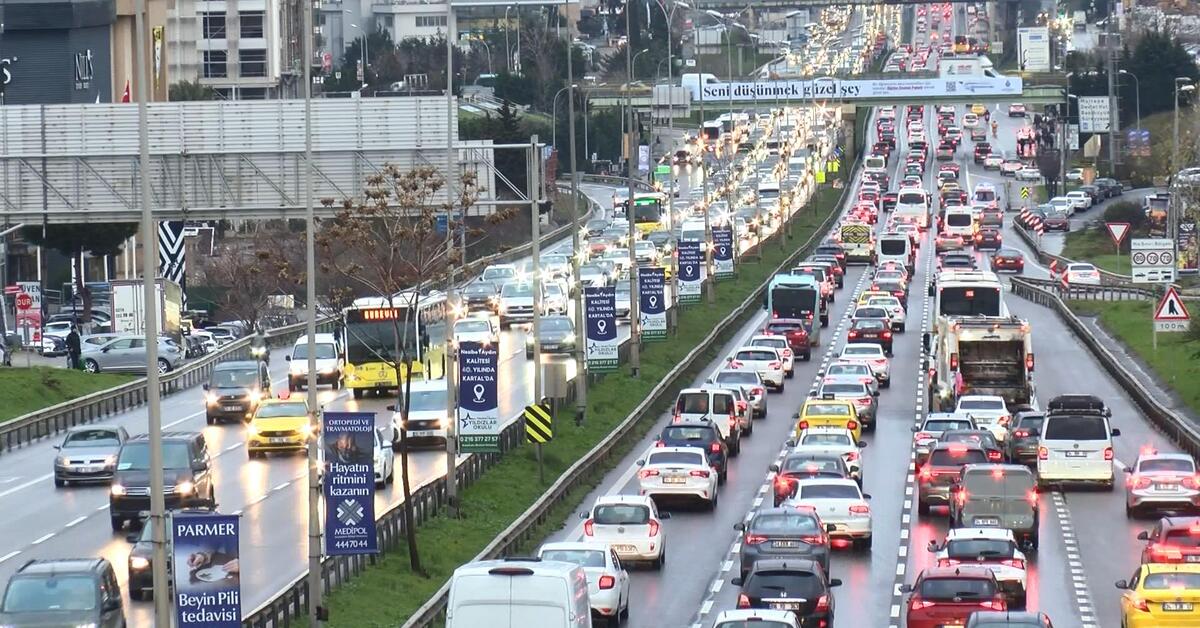 İstanbul’da pazartesi trafiği