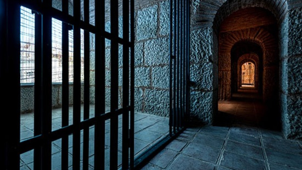 Bursa’nın 2 bin 500 yıllık infaz kapısı, sanat galerisine dönüştü